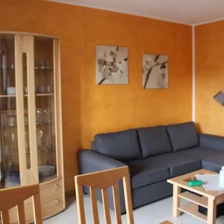 Apartment At Garda Lake San Zeno di Montagna